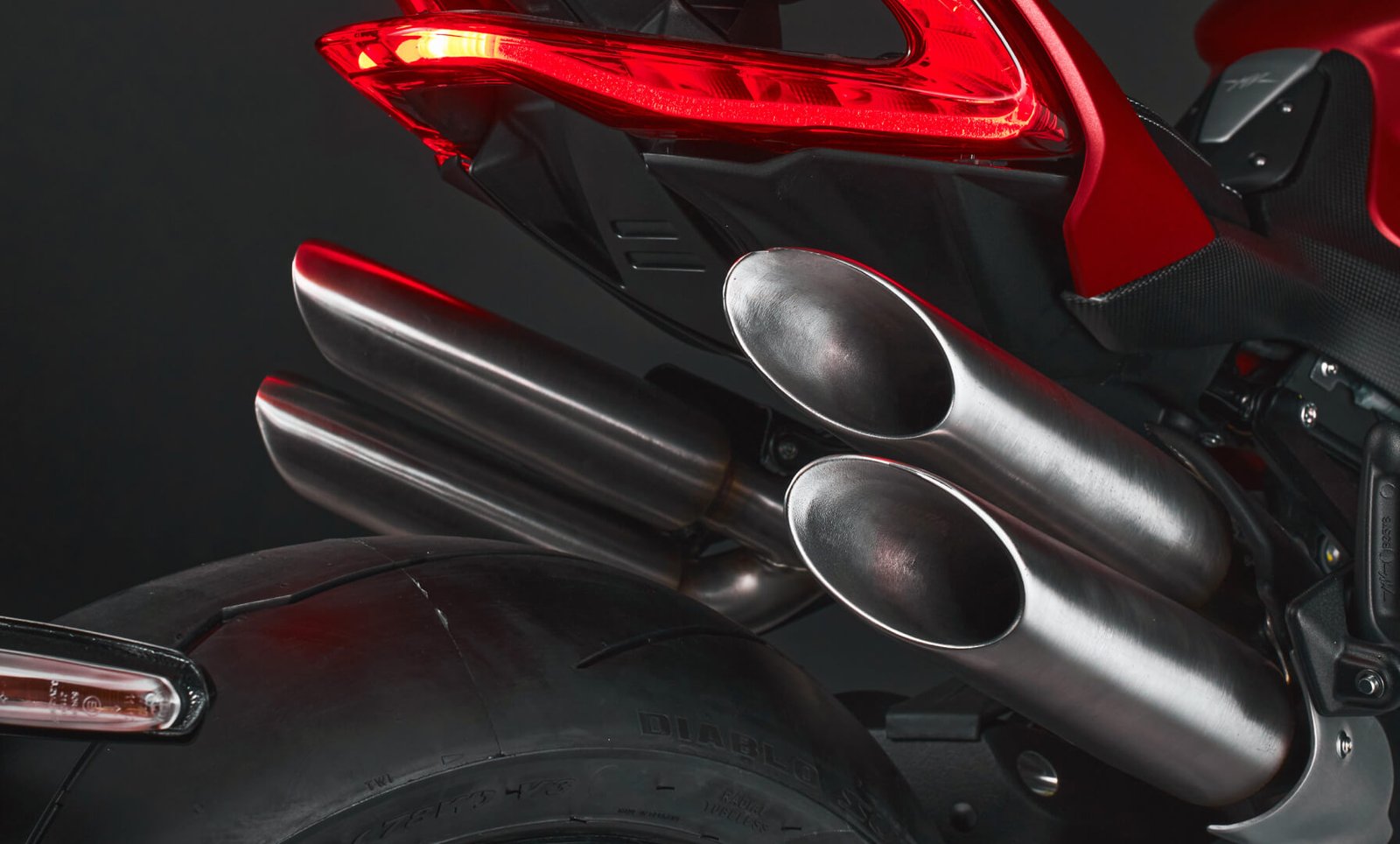 Brutale 1000 RR 2025 - תמונה 3